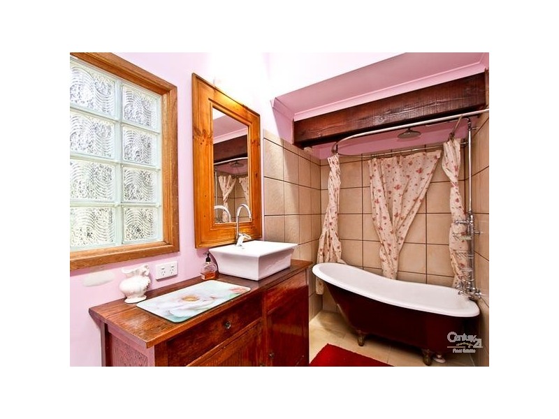 51 Andrew Road, Valentine NSW 2280