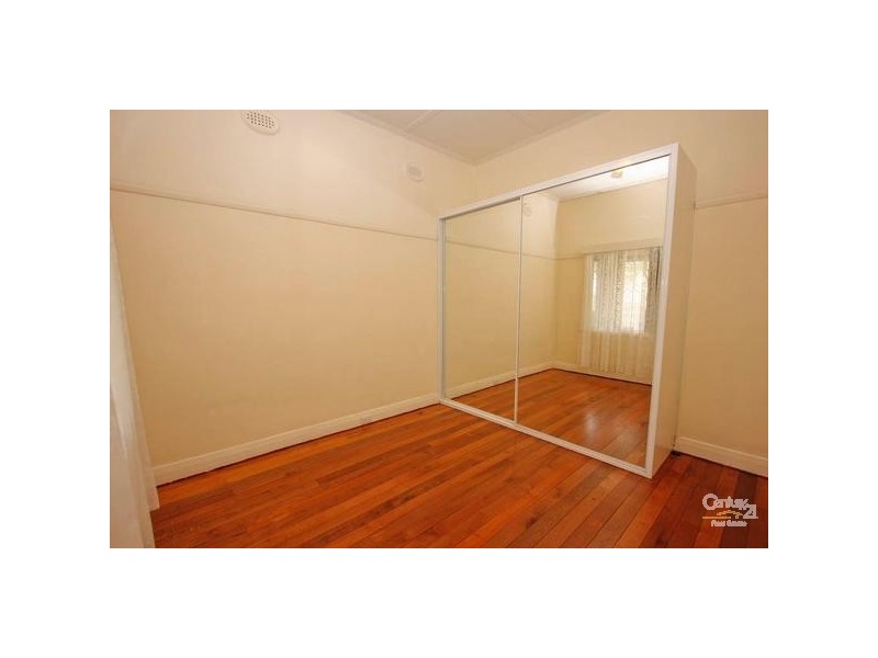 6 Hall Street, Belmont NSW 2280