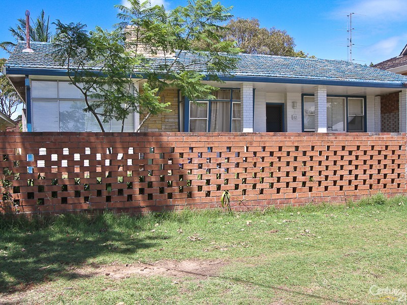 82 Andrew Road, Valentine NSW 2280