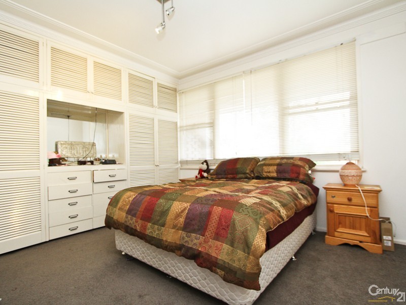 82 Andrew Road, Valentine NSW 2280