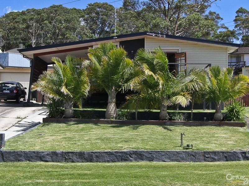 15 Alder Crescent, Gateshead NSW 2290