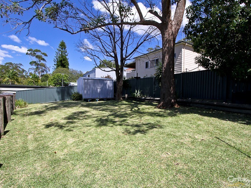 15 Alder Crescent, Gateshead NSW 2290