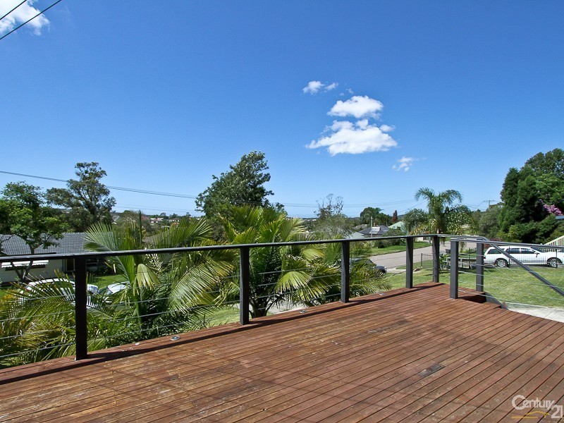 15 Alder Crescent, Gateshead NSW 2290