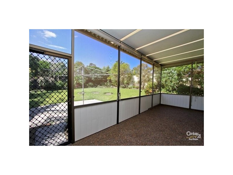 36 Gladgunson Drive, Eleebana NSW 2282
