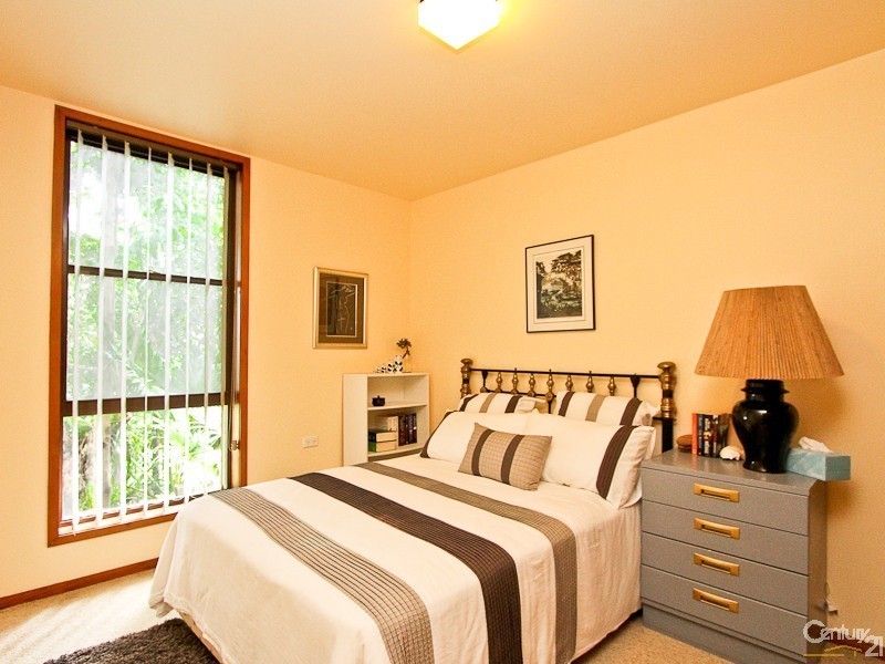 20 Cleverton Close, Warners Bay NSW 2282