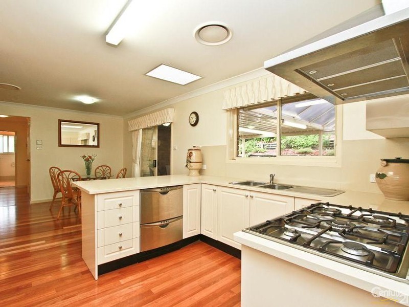 7 Grosvenor Place, Valentine NSW 2280