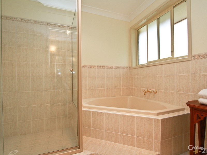 7 Grosvenor Place, Valentine NSW 2280