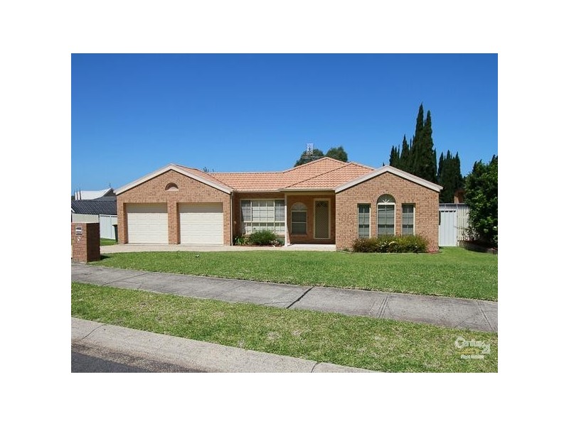 4 Whipbird Way, Valentine NSW 2280
