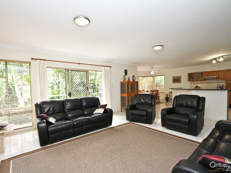 18 Darjamur Close, Tingira Heights NSW 2290