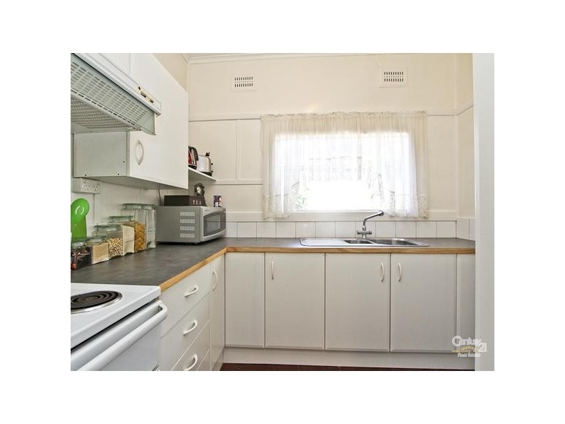 146 Medcalf Street, Warners Bay NSW 2282