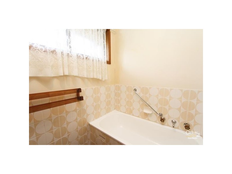 76 Regal Way, Valentine NSW 2280