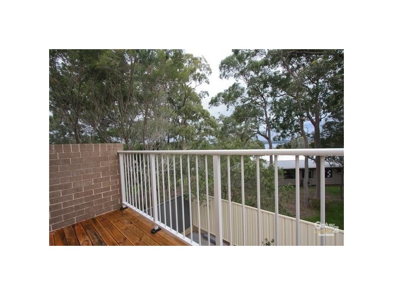 4/8 Bayview Street, Warners Bay NSW 2282