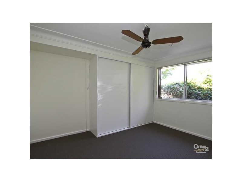 49 ANDREW RD, Valentine NSW 2280