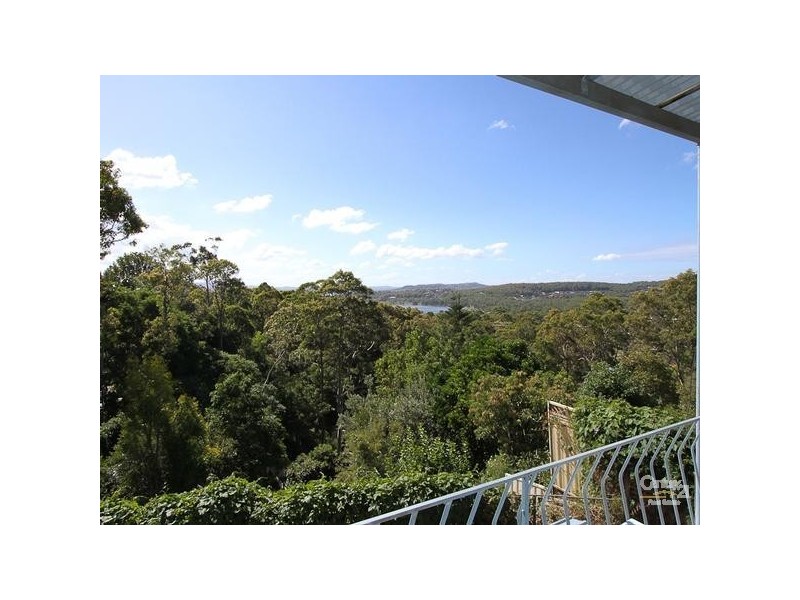 49 ANDREW RD, Valentine NSW 2280