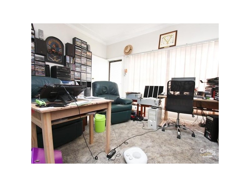 39 Walker Street, Warners Bay NSW 2282