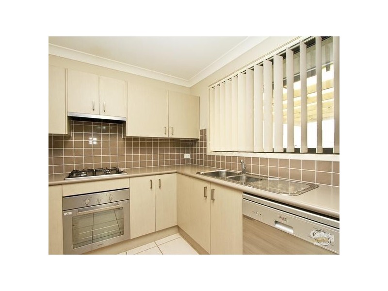 16 Ridgemont Avenue, Cameron Park NSW 2285
