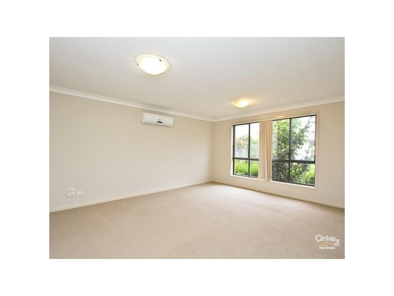 16 Ridgemont Avenue, Cameron Park NSW 2285