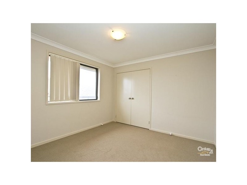 16 Ridgemont Avenue, Cameron Park NSW 2285