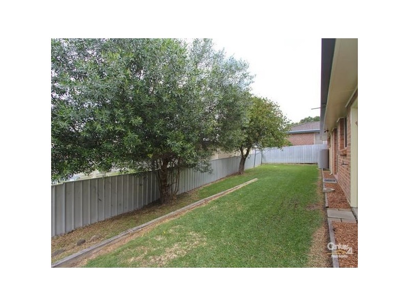 16 Peach Street, Cardiff South NSW 2285