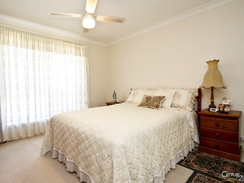 17/4 Cowmeadow, Mount Hutton NSW 2290