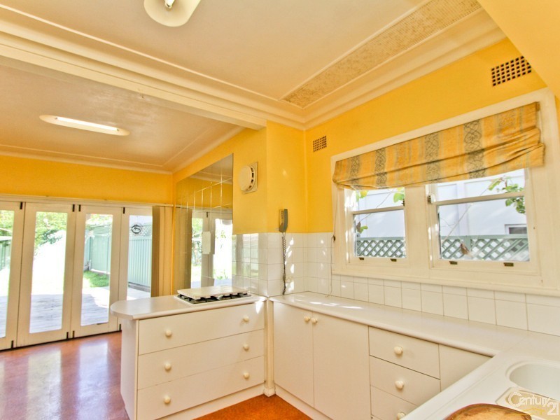 40 Dilkera Avenue, Valentine NSW 2280