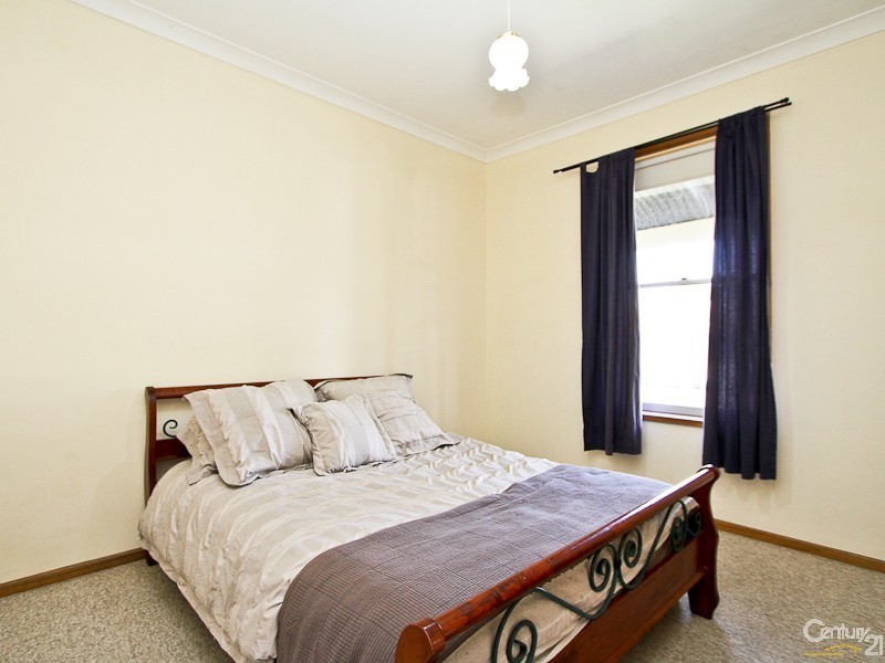 22 McIsaac Street, Tighes Hill NSW 2297