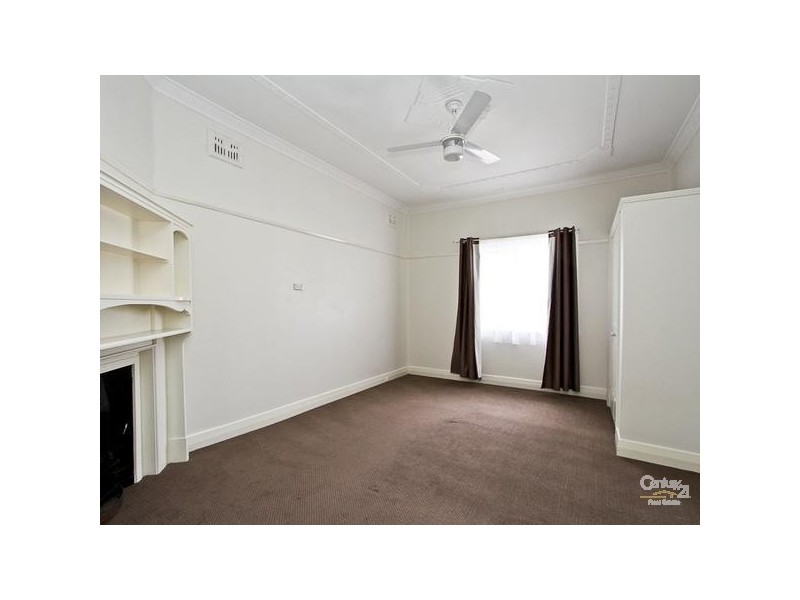37 Baker Street, Mayfield NSW 2304