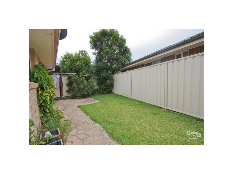 2 Gleeson Crescent, Eleebana NSW 2282