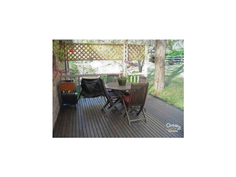 6 Suffolk Drive, Valentine NSW 2280
