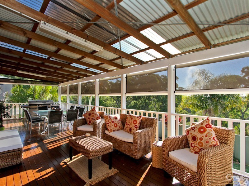 4 Hillview Crescent, Macquarie Hills NSW 2285