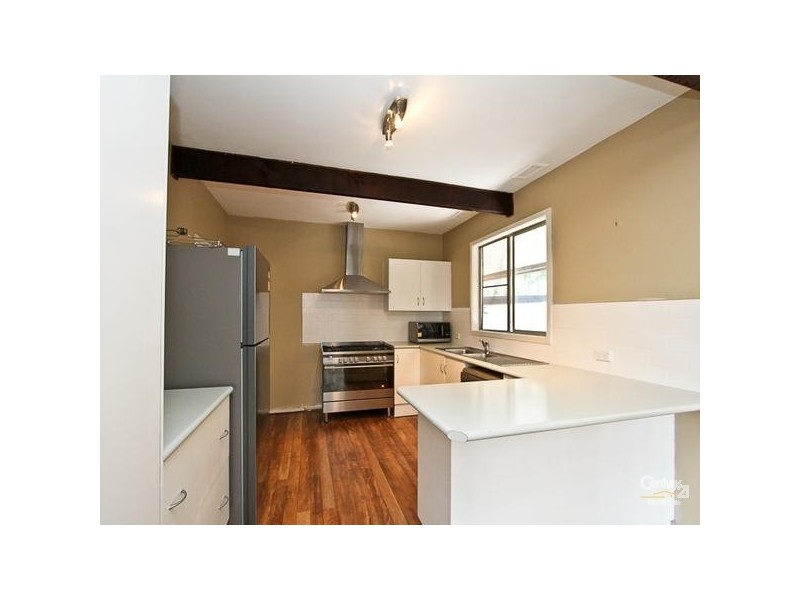 21 Lindsay Ave, Valentine NSW 2280