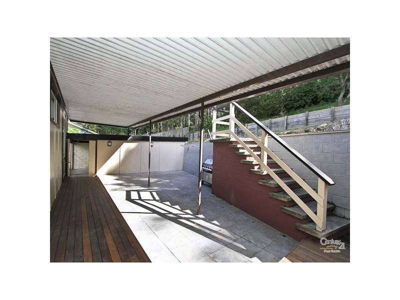 21 Lindsay Ave, Valentine NSW 2280
