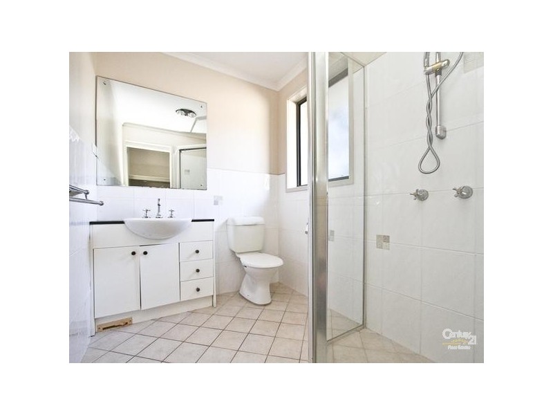 1/1 Keira Close, Valentine NSW 2280