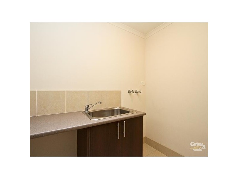 1/1 Keira Close, Valentine NSW 2280