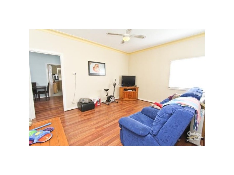 73 Medcalfe Street, Warners Bay NSW 2282