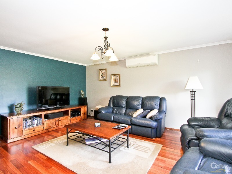 6 Bulwara Place, Bolton Point NSW 2283