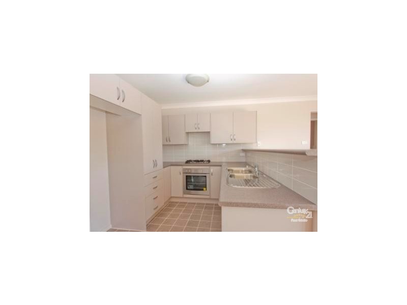 35 Harmony Cressent, Mount Hutton NSW 2290