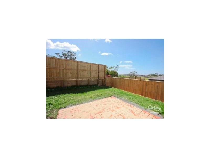 35 Harmony Cressent, Mount Hutton NSW 2290