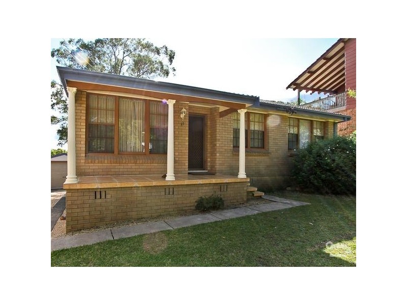 13 Werona Crescent, Valentine NSW 2280