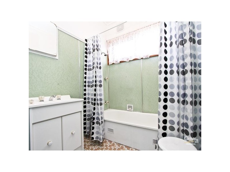 20 Coane Street, Warners Bay NSW 2282