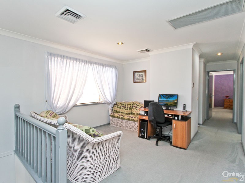 7 Ruston Avenue, Valentine NSW 2280