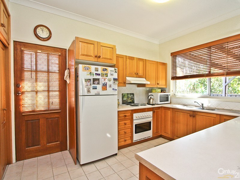 1/14 Berringar Road, Valentine NSW 2280