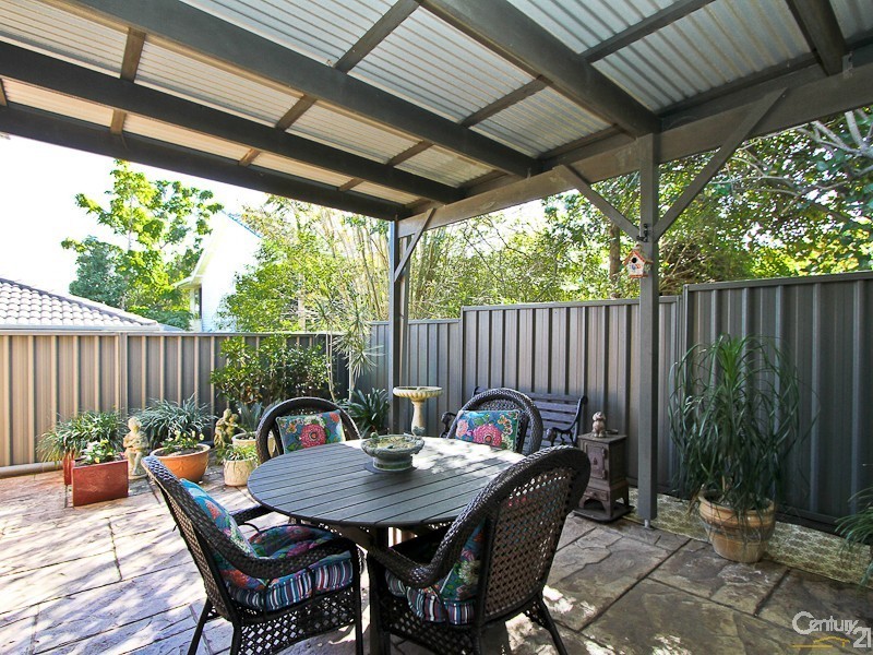 1/14 Berringar Road, Valentine NSW 2280