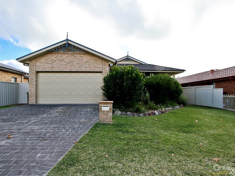 34 The Park Chase, Valentine NSW 2280