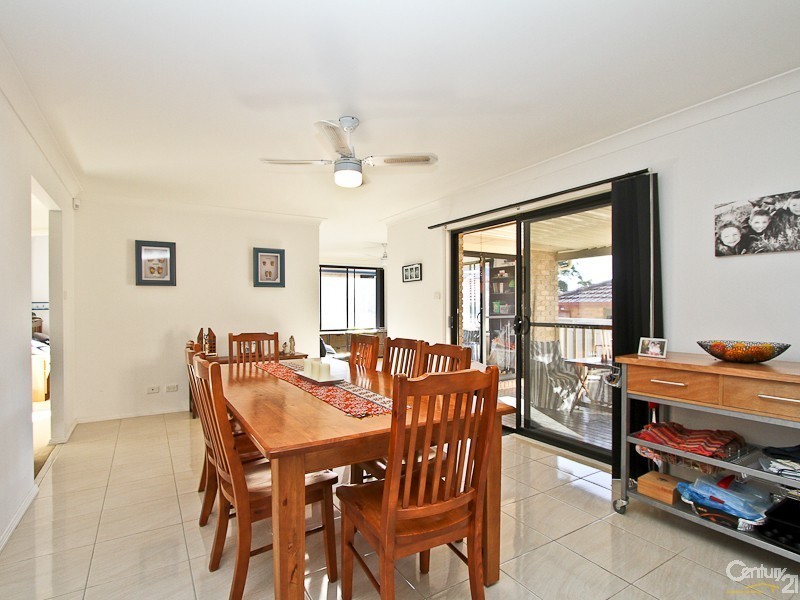 34 The Park Chase, Valentine NSW 2280