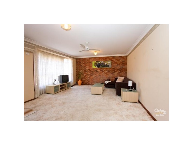 8/44 Linden Ave, Eleebana NSW 2282