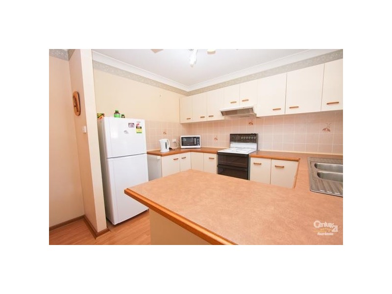 8/44 Linden Ave, Eleebana NSW 2282