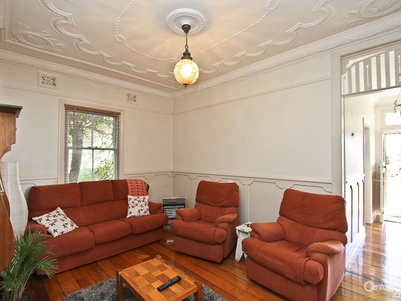 9 Whitton Street, Wallsend NSW 2287