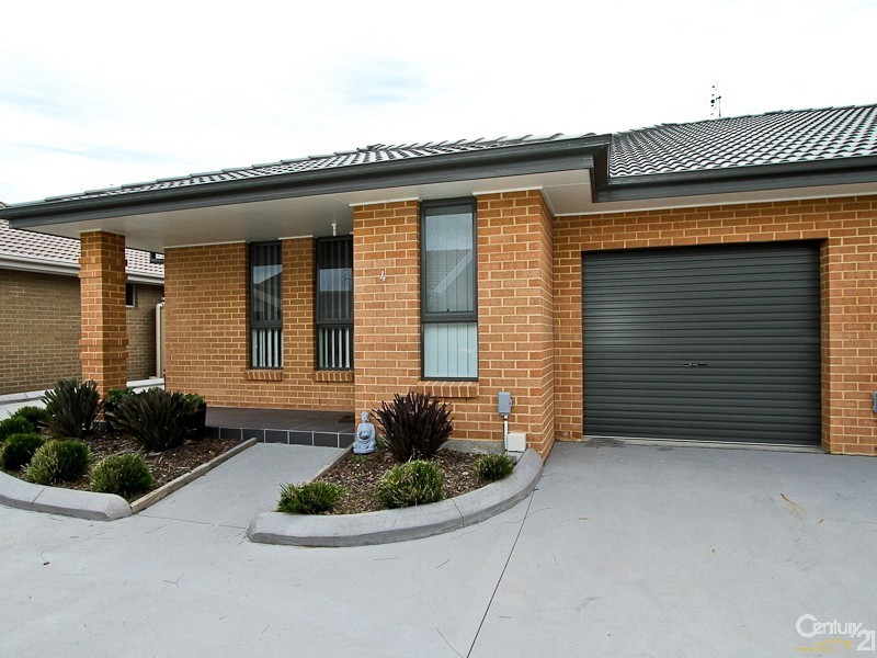 4/8  Merrivale Road, Mount Hutton NSW 2290