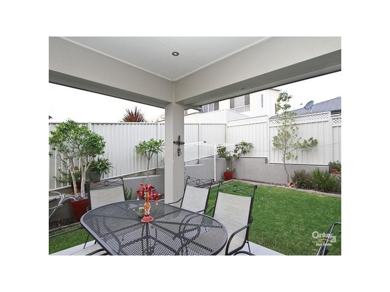 9 The Park Chase, Valentine NSW 2280